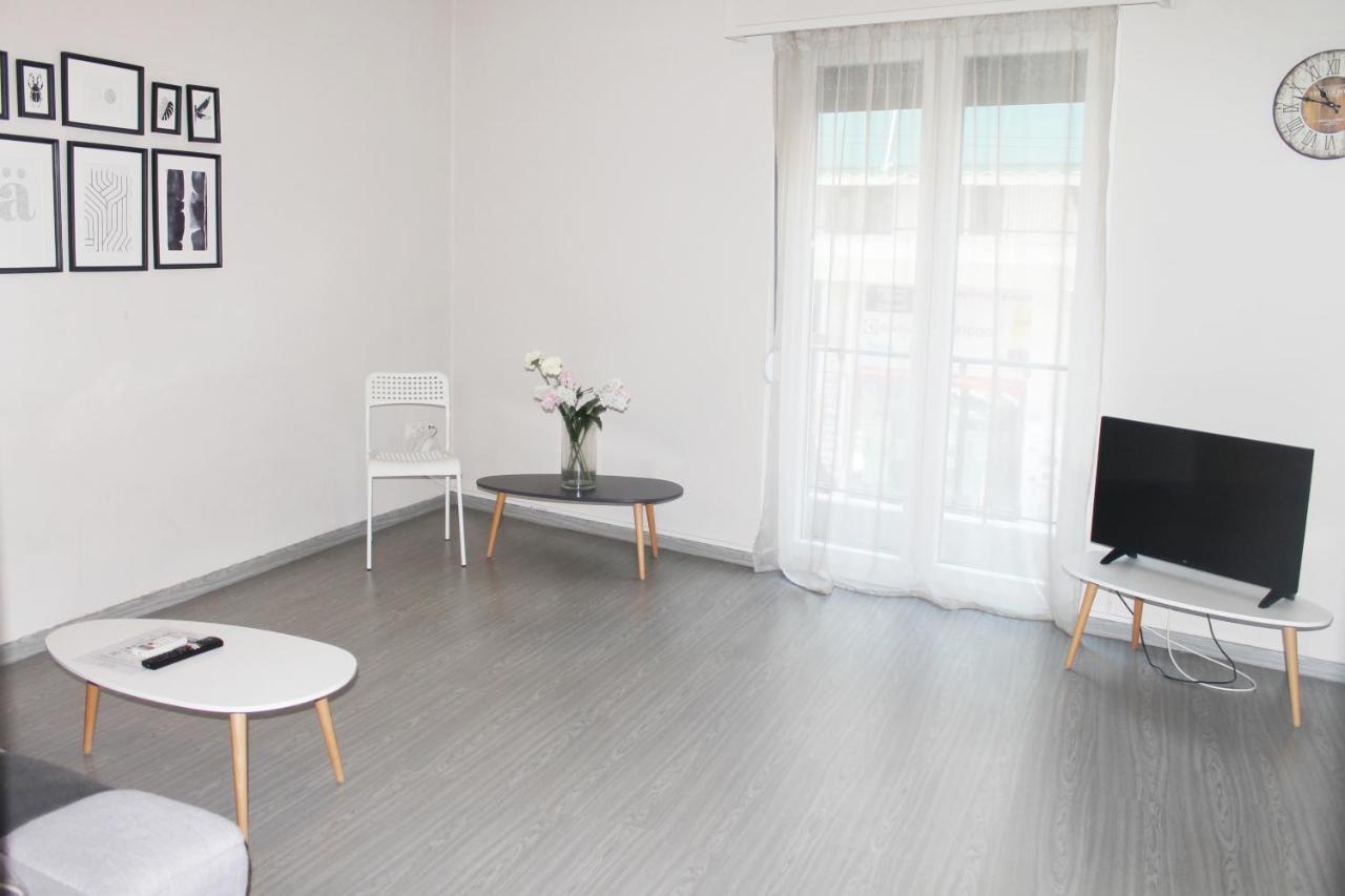 Wsd Golden Times 8 Apartment Hotel Афины Экстерьер фото